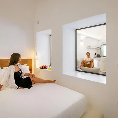 Anila 4* Fira (Santorini)